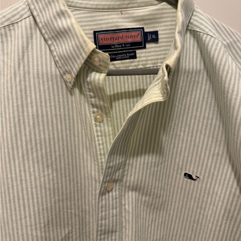 Vineyard Vines Men's Light Green Striped Button Down Shirt - Picture 2 of 3